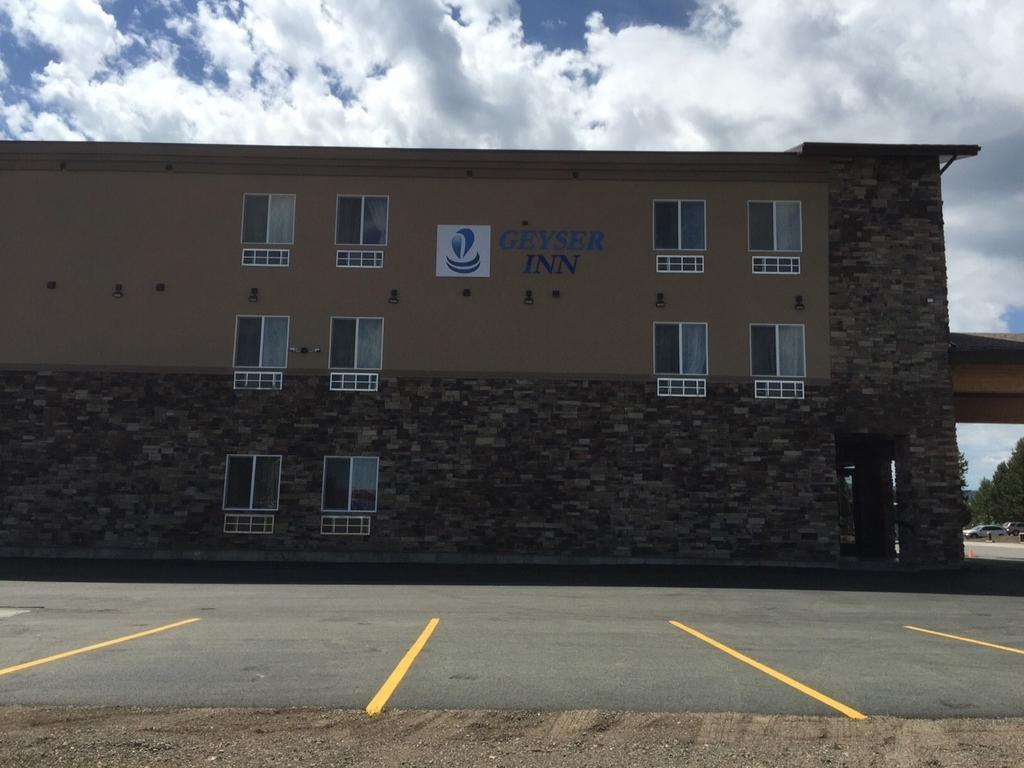 Geyser Inn West Yellowstone Exterior foto